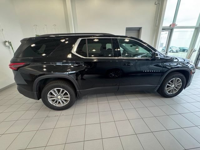 Certified 2023 Chevrolet Traverse LT w/ Rear Camera Mirror Package AWD/4WD image 41