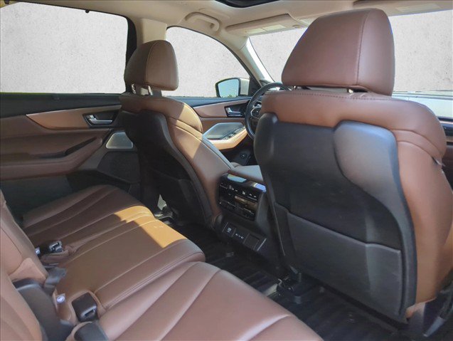 Used 2025 Acura MDX w/ Technology Package FWD image 30