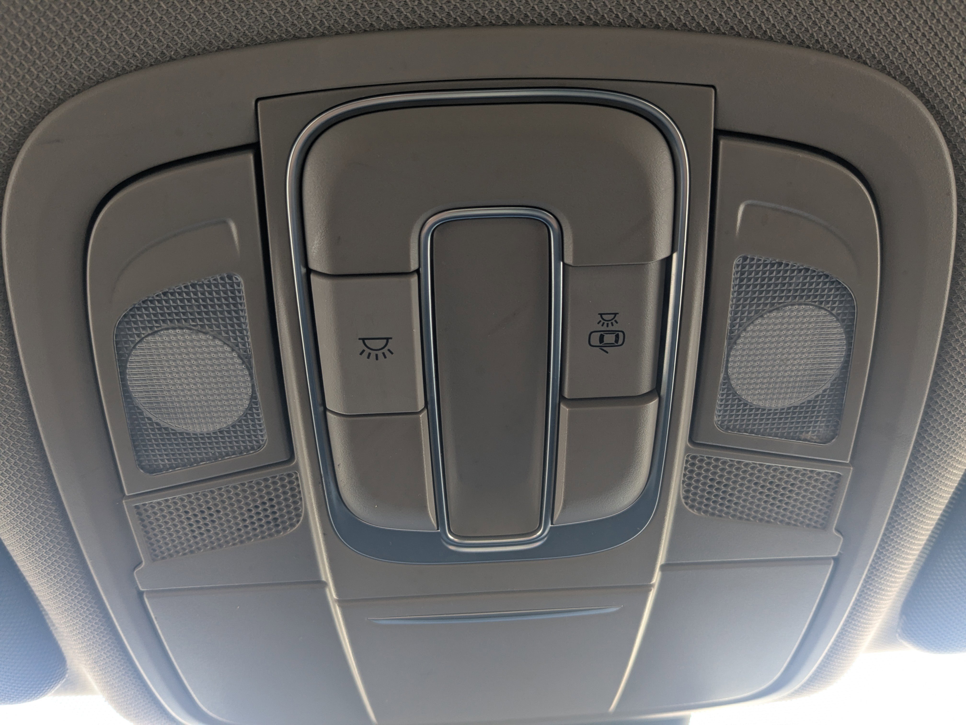 Used 2019 Hyundai Santa Fe SEL FWD image 27