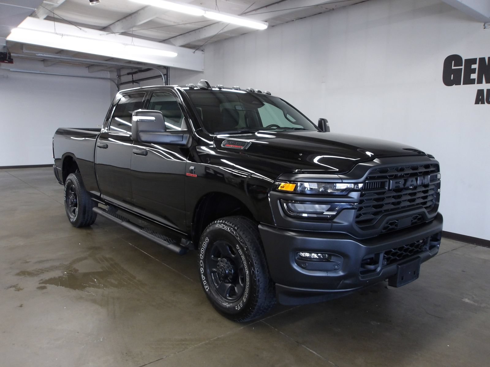 Used 2025 RAM 3500 Tradesman AWD/4WD image 4