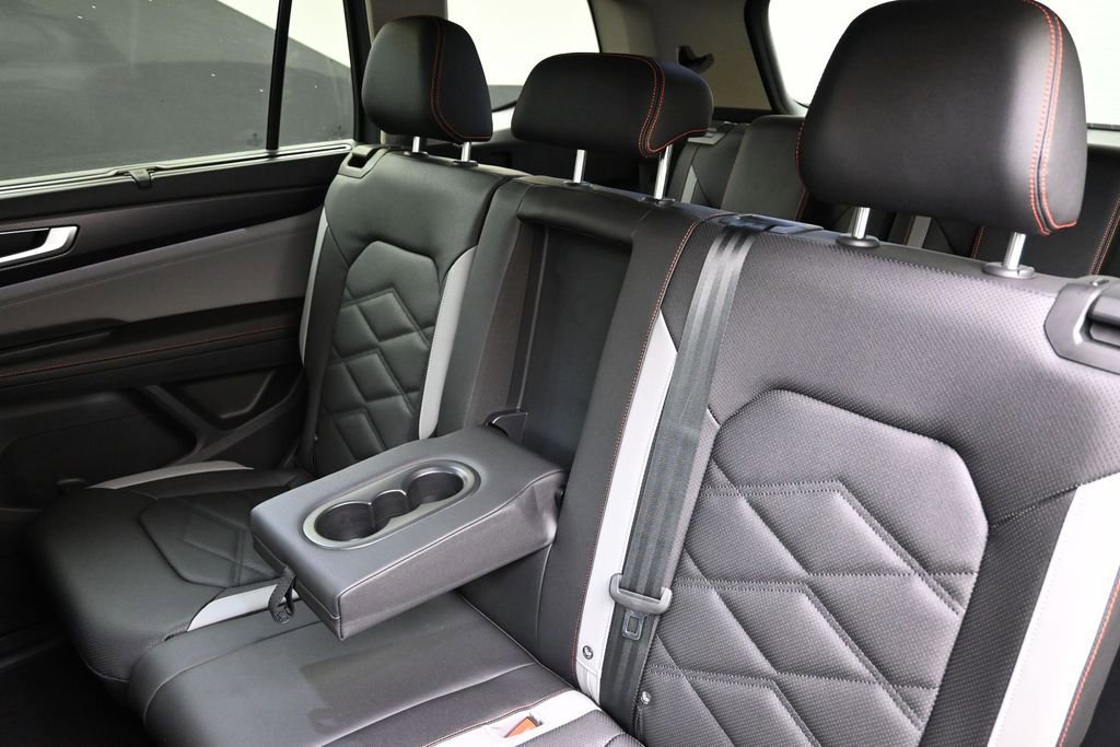New 2026 Volkswagen Atlas Peak Edition AWD/4WD image 23