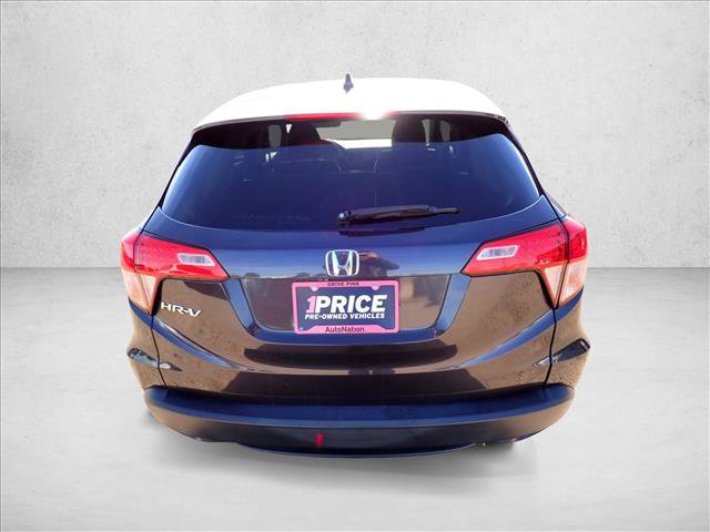 Used 2017 Honda HR-V EX image 2