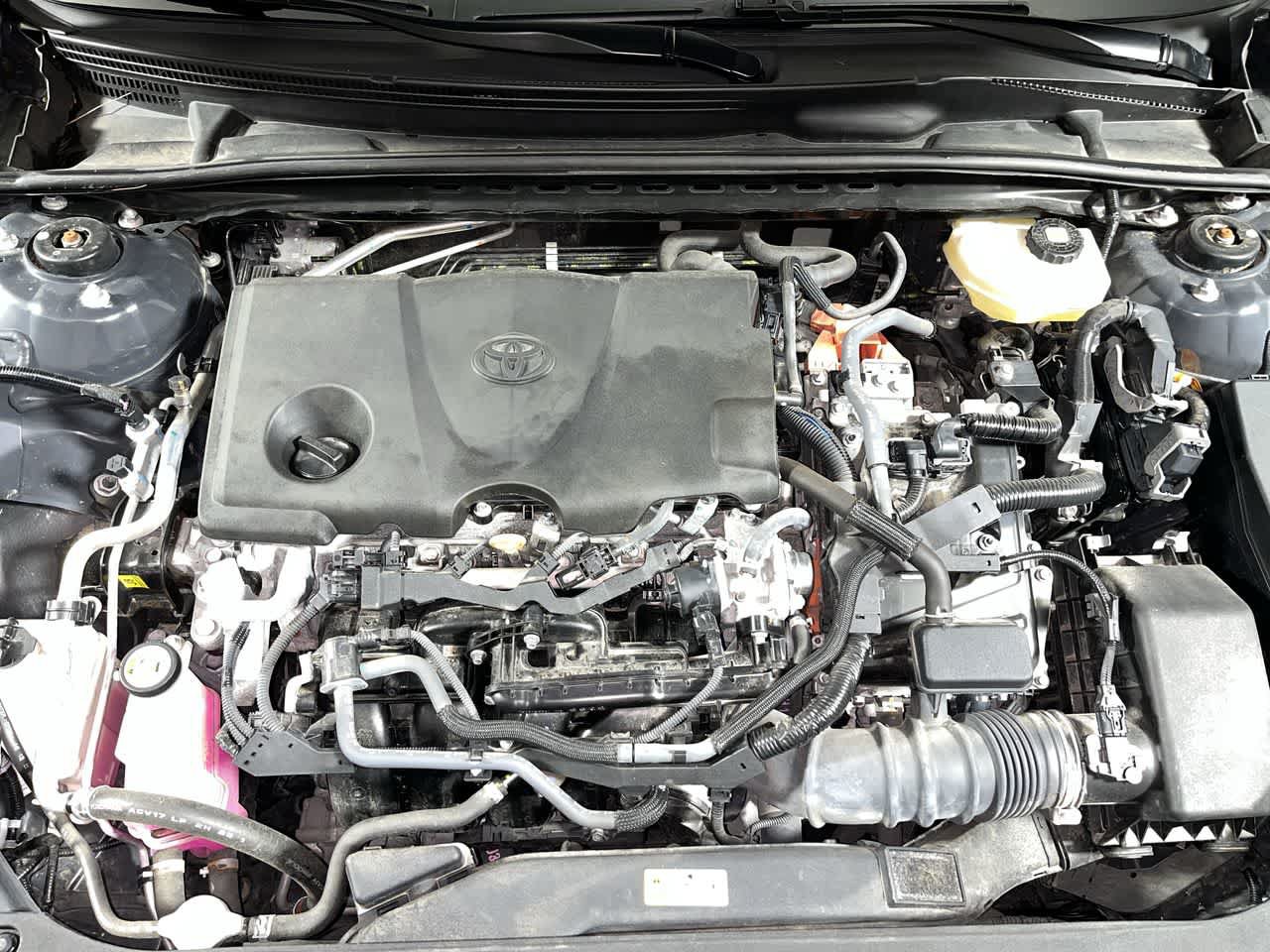 Used 2025 Toyota Camry LE FWD image 12