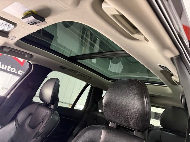 Used 2018 Volvo XC90 T5 Momentum w/ Convenience Package image 19