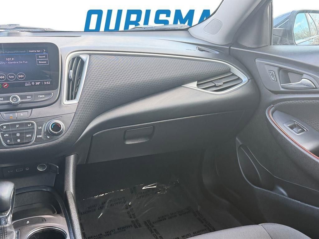 Used 2023 Chevrolet Malibu LT w/ Redline Edition image 28
