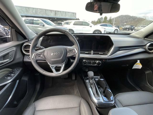 Certified 2025 Chevrolet Trax ACTIV w/ Driver Confidence Package image 12