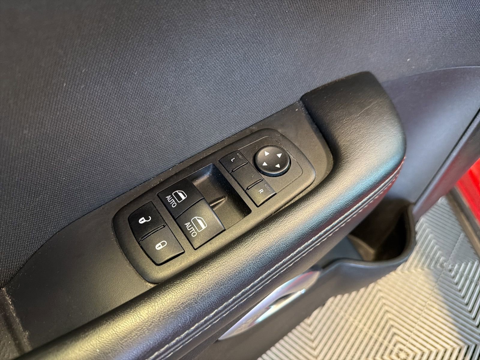 Used 2023 Dodge Challenger SXT RWD image 11