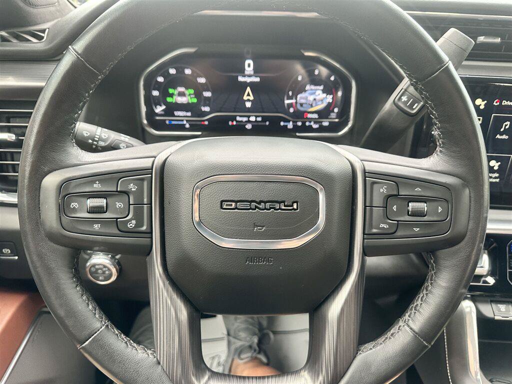 Used 2025 GMC Sierra 3500 Denali Ultimate AWD/4WD image 34