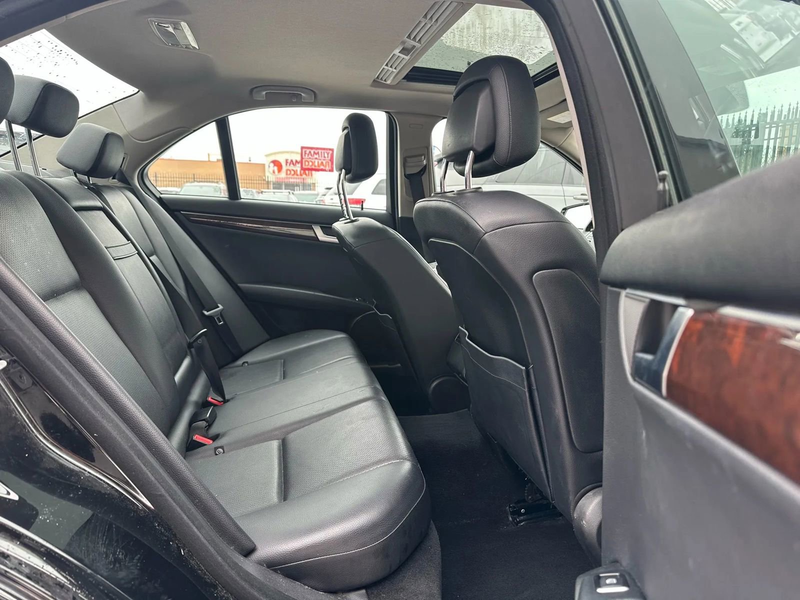 Used 2014 Mercedes-Benz C 300 4MATIC Sedan image 9