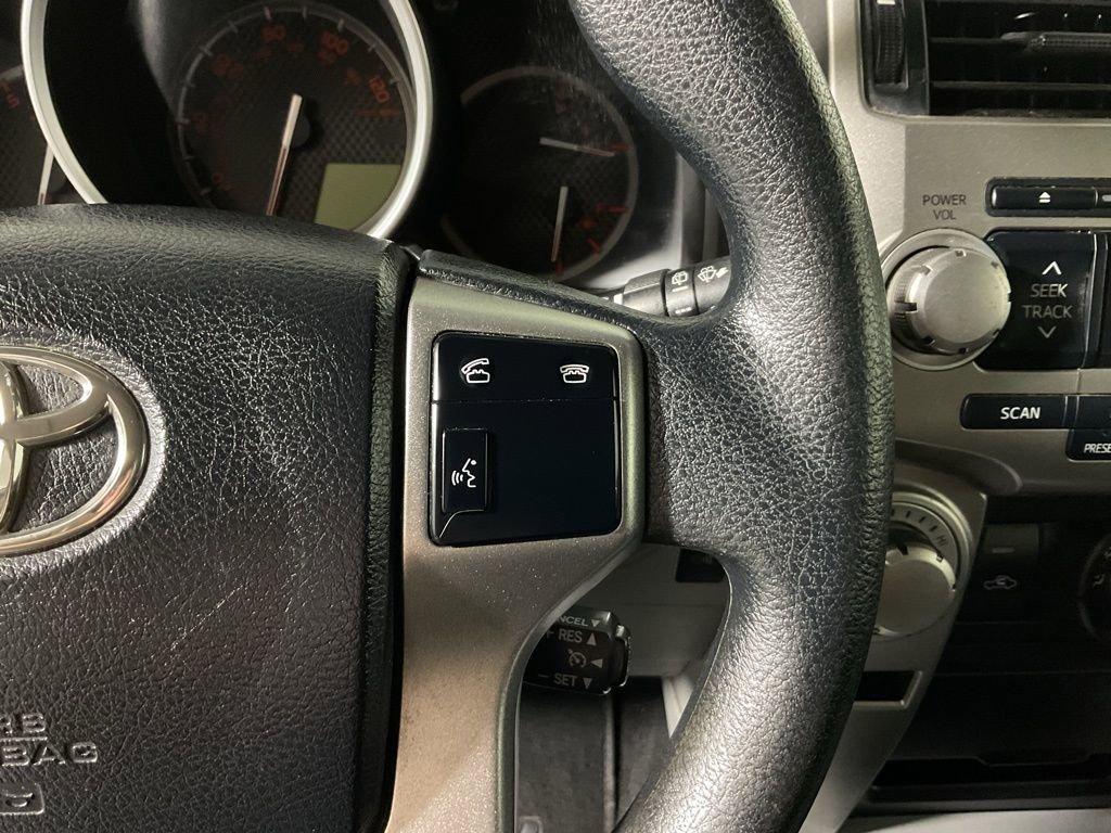 Used 2011 Toyota 4Runner SR5 w/ Convenience Pkg image 23