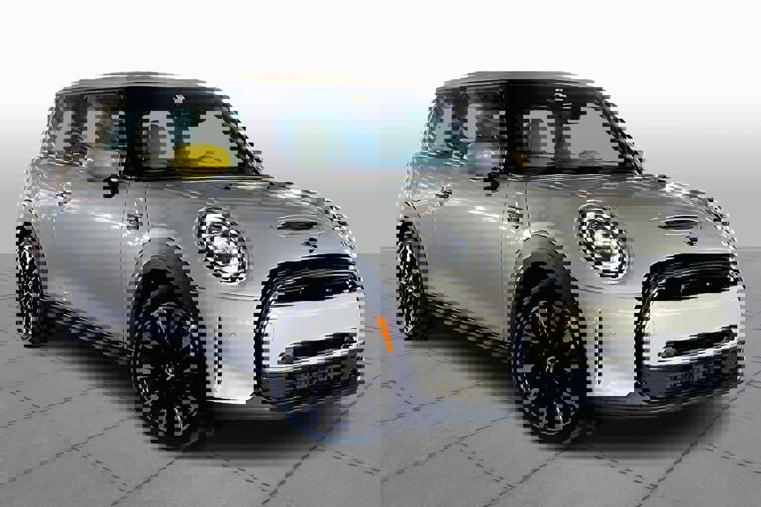 Used 2023 MINI Cooper SE image 2