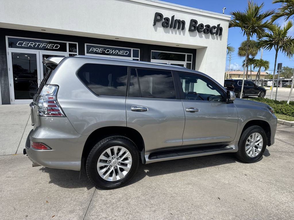 Used 2023 Lexus GX 460 Premium image 5