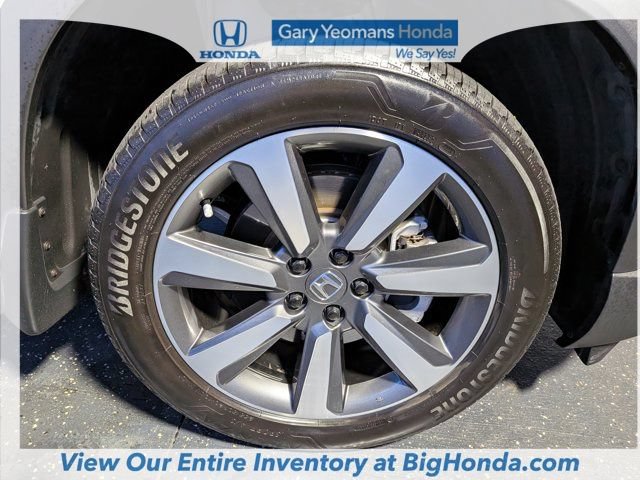 Certified 2024 Honda Pilot Touring image 15