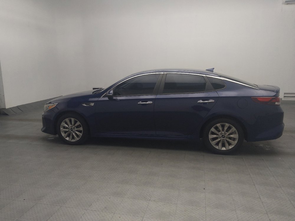 Used 2018 Kia Optima S FWD image 3