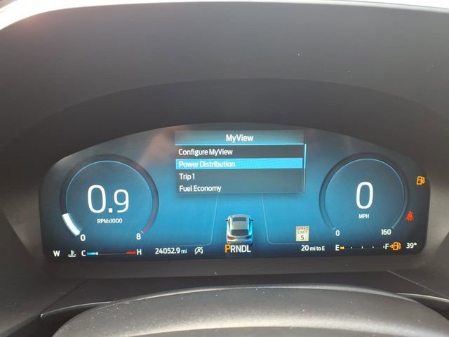 Certified 2025 Ford Escape Platinum AWD/4WD image 17