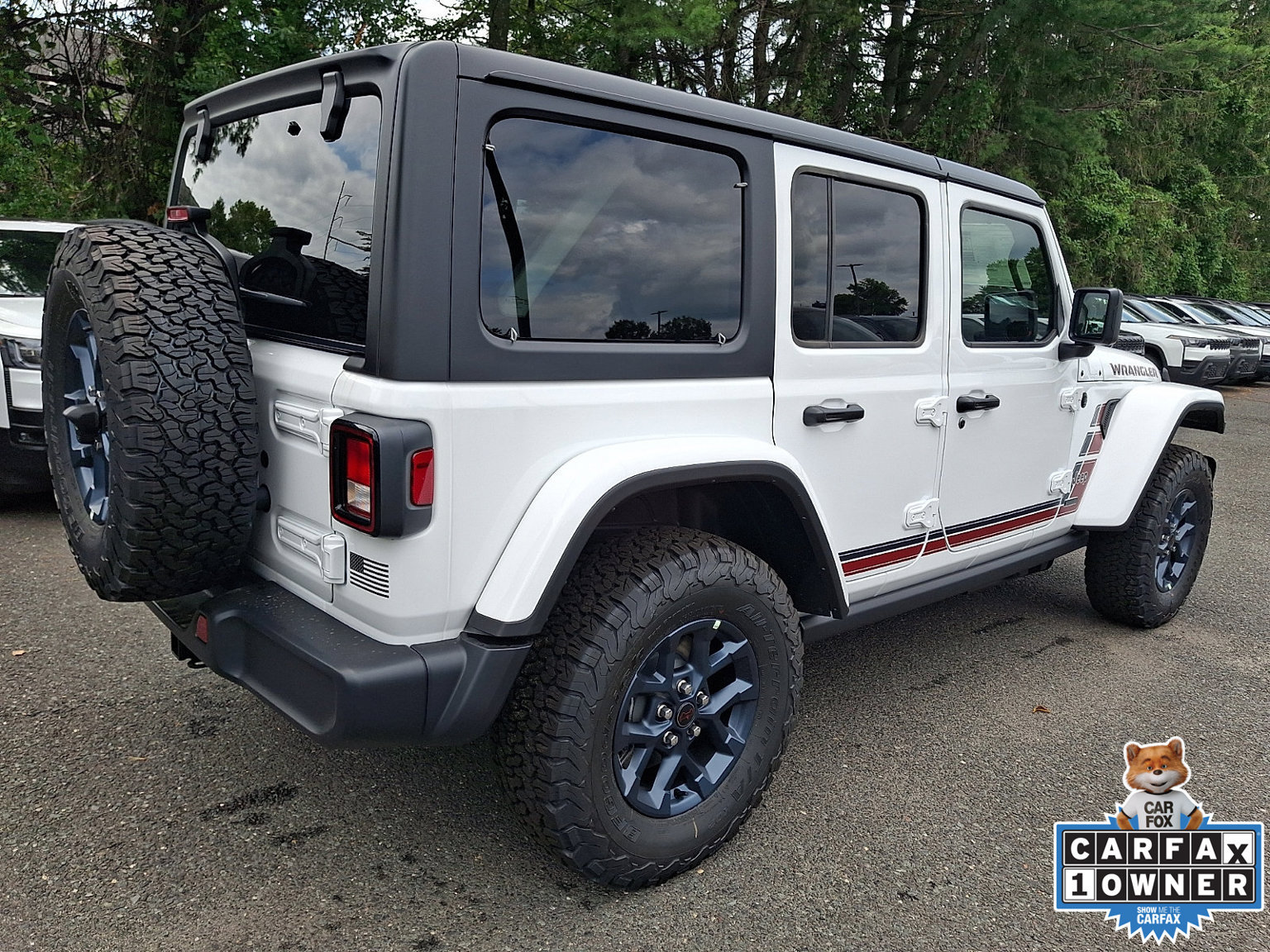 New 2026 Jeep Wrangler Unlimited Sport w/ Dual Top Group AWD/4WD image 3