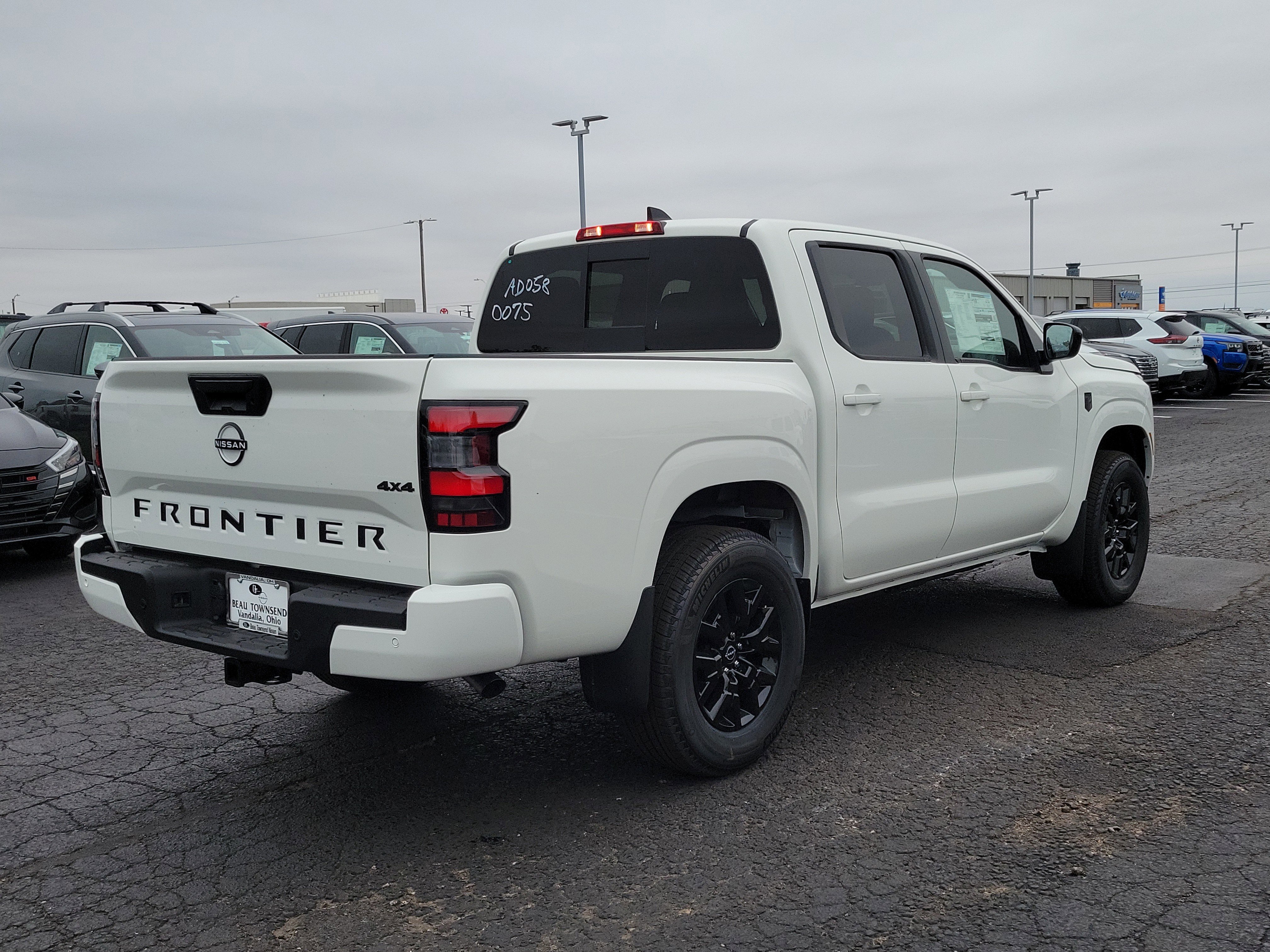New 2026 Nissan Frontier SV image 4