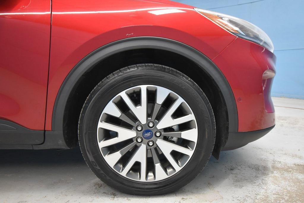 Used 2020 Ford Escape Titanium AWD/4WD image 41