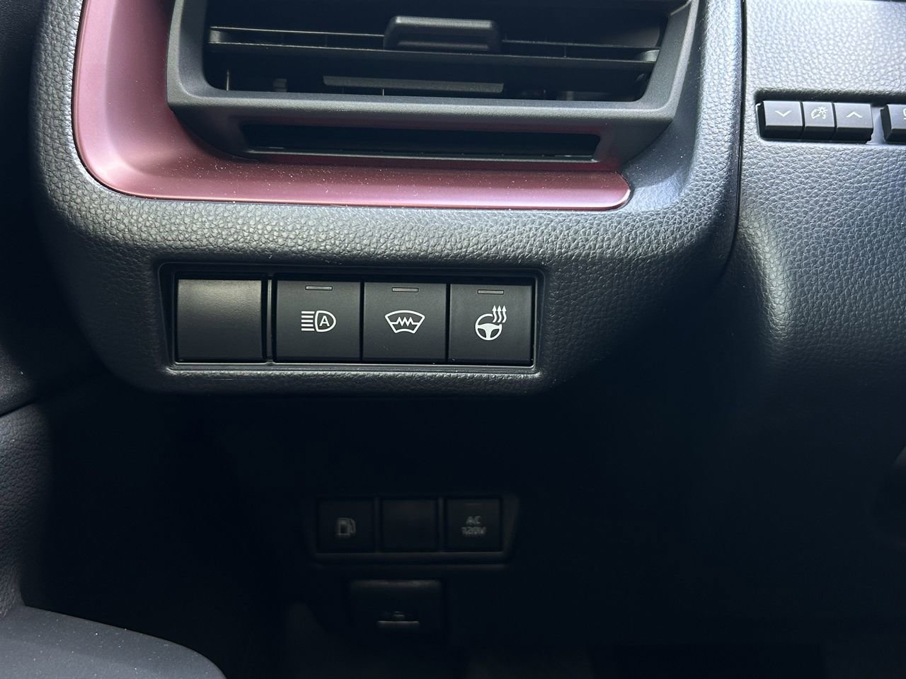 New 2026 Toyota Prius Plug-In Hybrid FWD image 20
