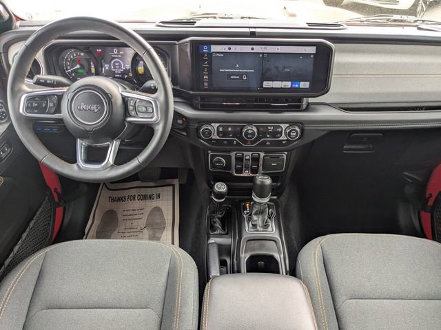 Used 2024 Jeep Wrangler Unlimited Sahara AWD/4WD image 19