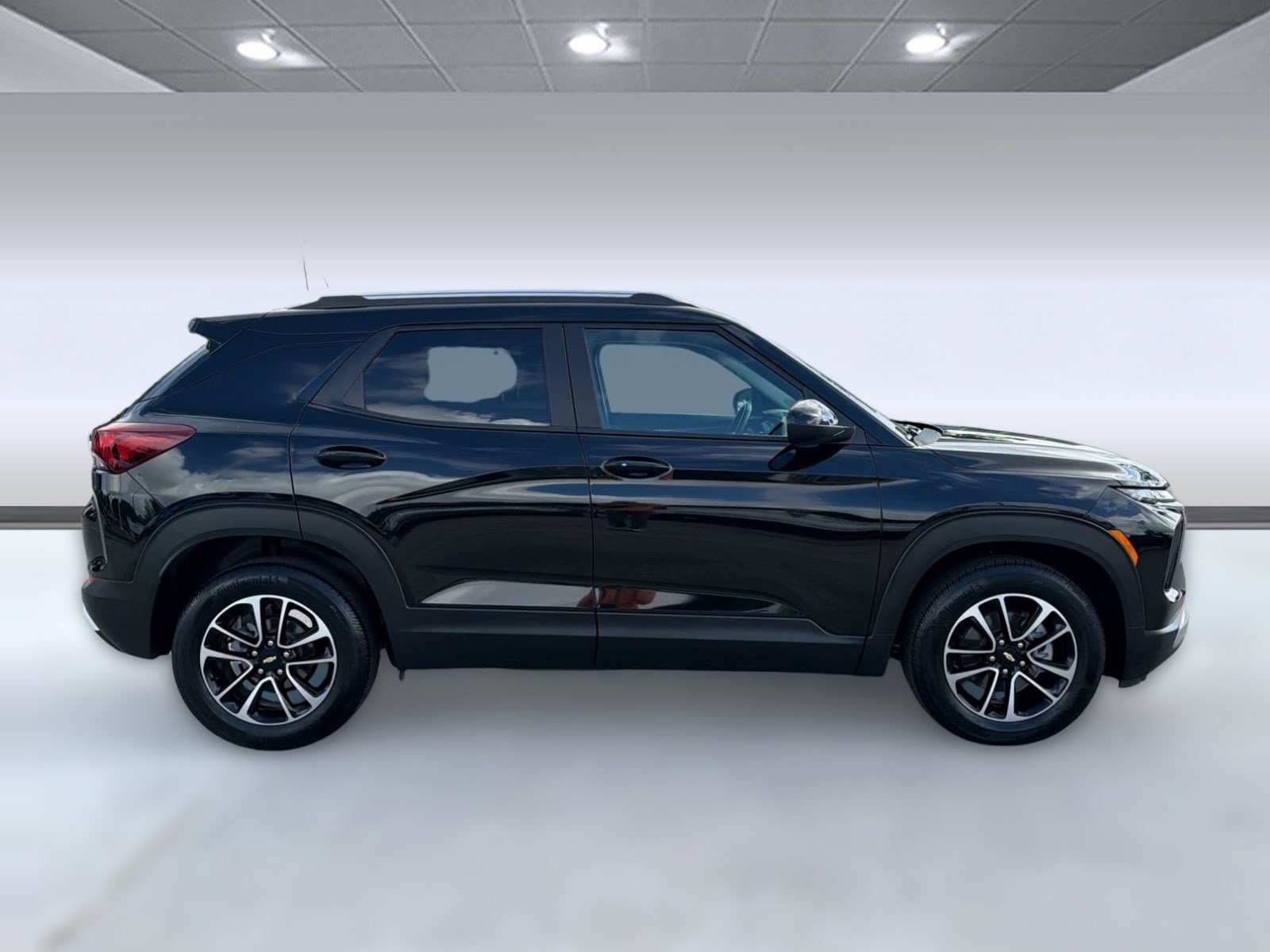Certified 2026 Chevrolet TrailBlazer LT w/ Convenience Package FWD image 7