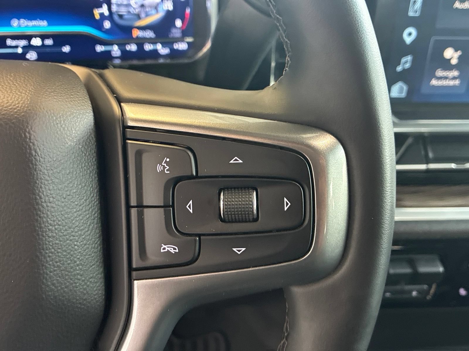 Used 2025 Chevrolet Silverado 2500 LT w/ Convenience Package AWD/4WD image 18