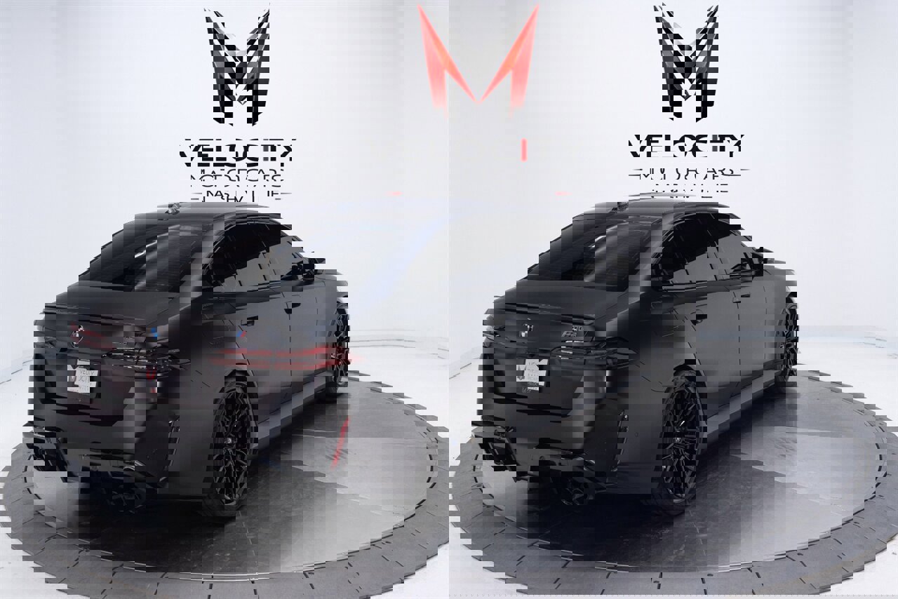 Used 2025 BMW M5 w/ Carbon Package image 14