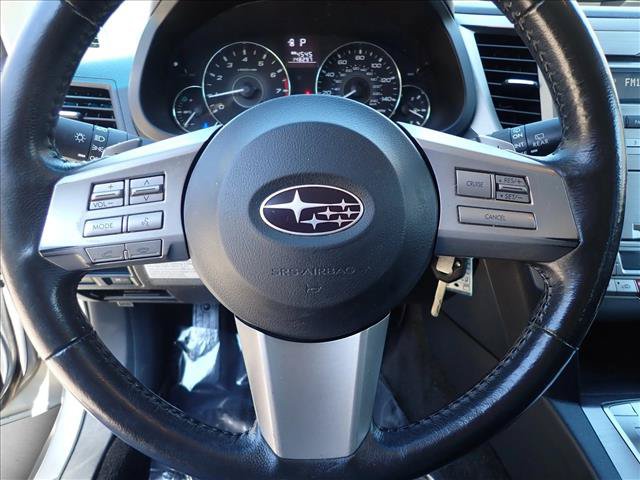 Used 2011 Subaru Outback 2.5i Limited AWD/4WD image 12