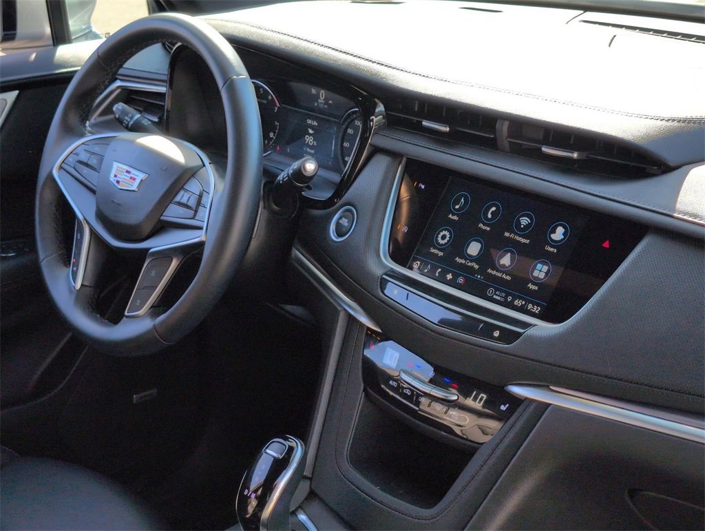 Certified 2024 Cadillac XT5 Luxury image 31