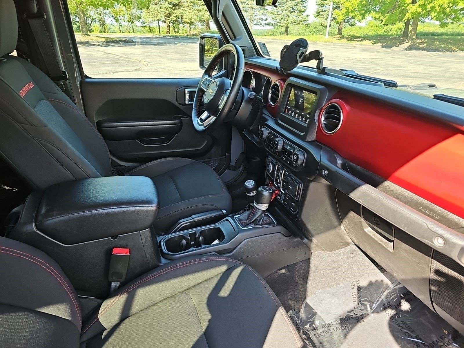 Used 2020 Jeep Gladiator Rubicon w/ LED Lighting Group AWD/4WD image 11
