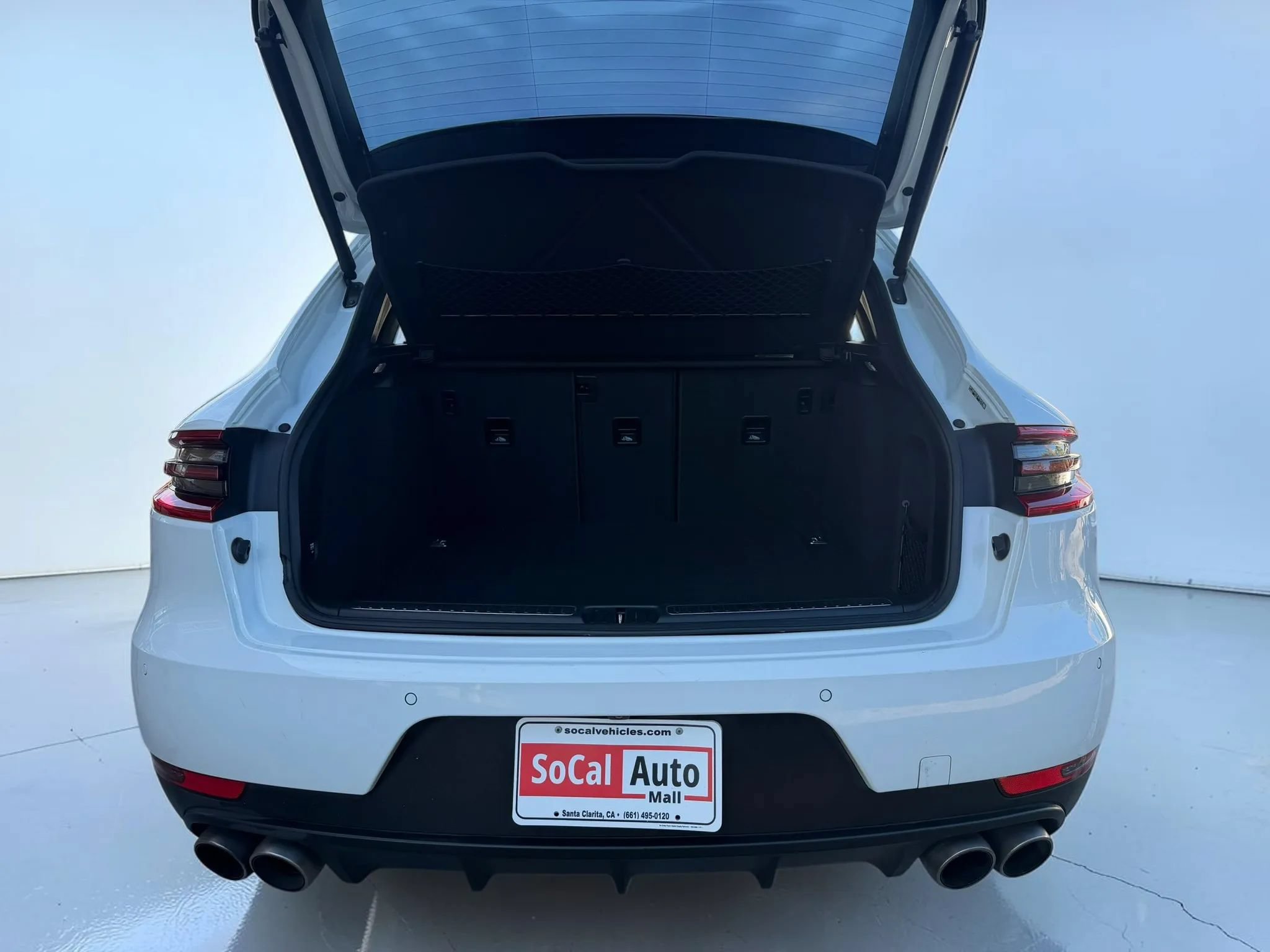 Used 2015 Porsche Macan S AWD/4WD image 19