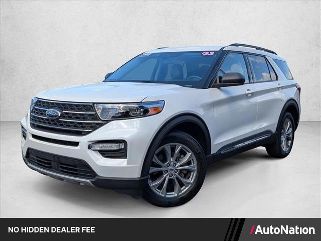 Certified 2023 Ford Explorer XLT AWD/4WD image 1