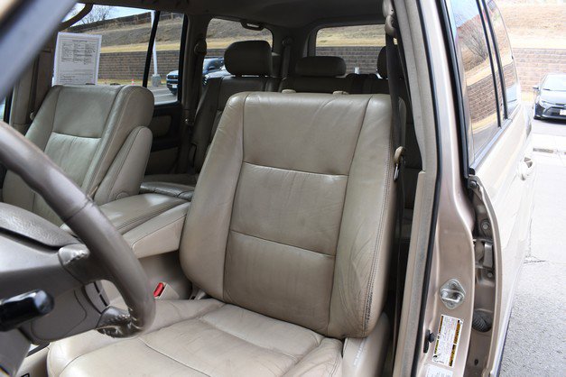 Used 2005 Toyota Land Cruiser image 17