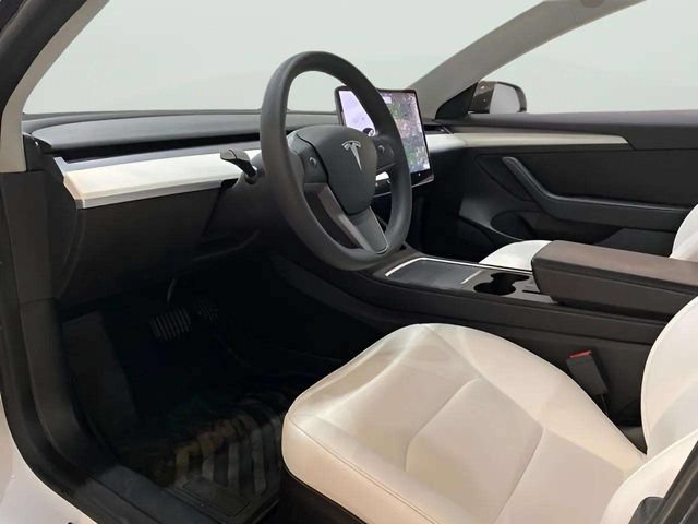Used 2021 Tesla Model 3 Standard Range Plus RWD image 46