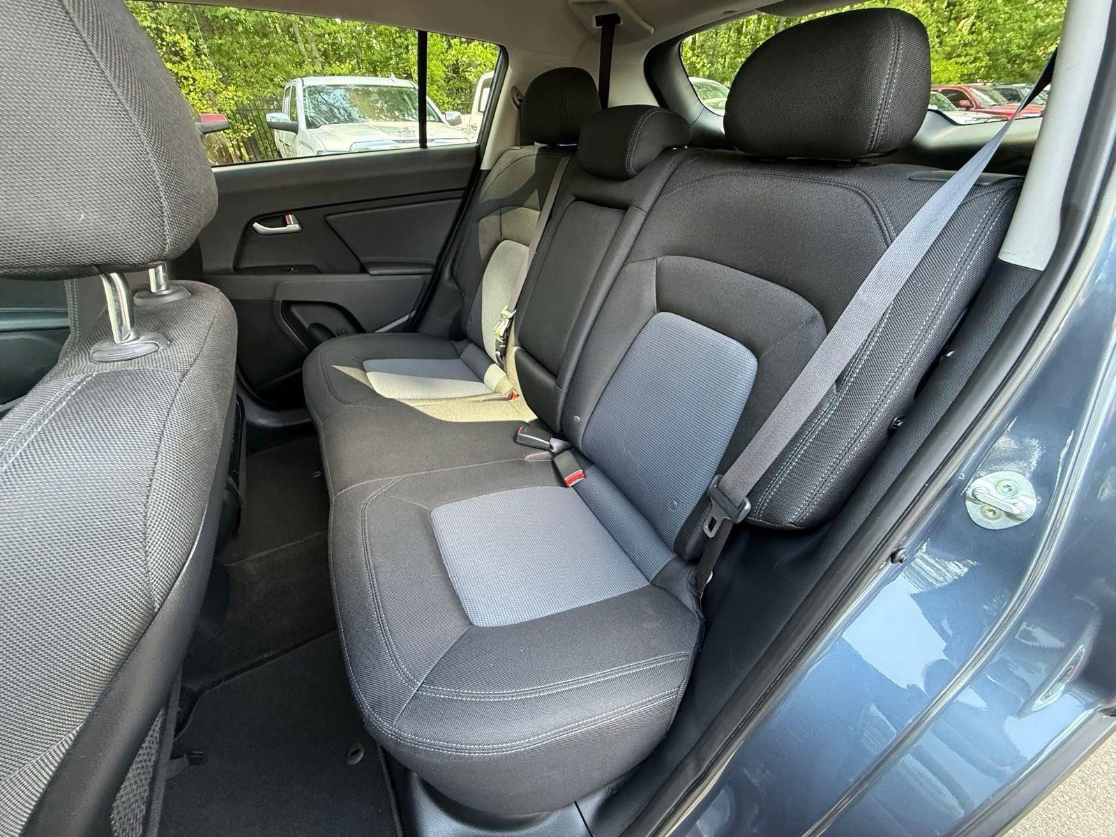 Used 2016 Kia Sportage LX FWD image 27