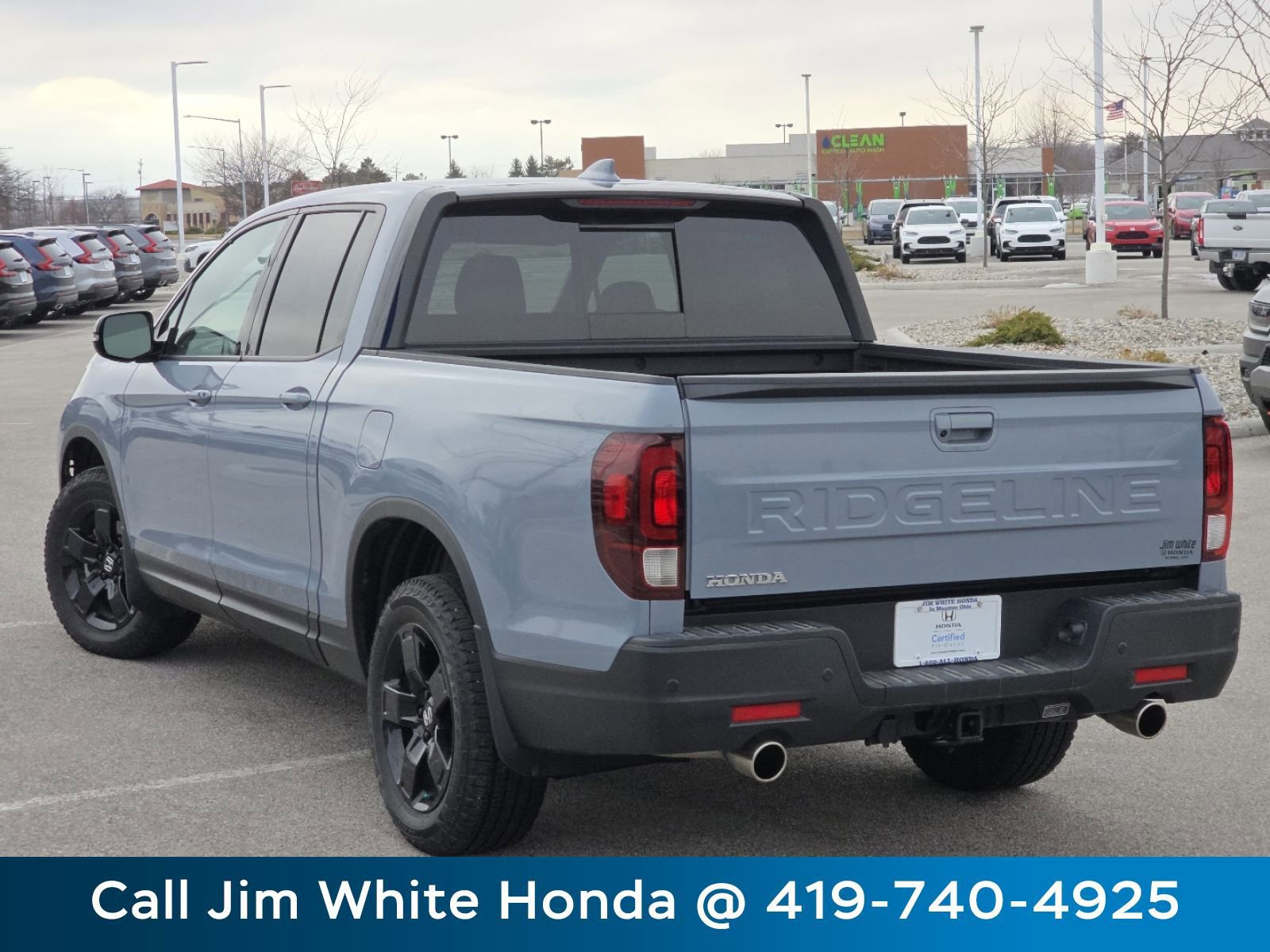 Certified 2025 Honda Ridgeline Black Edition image 17