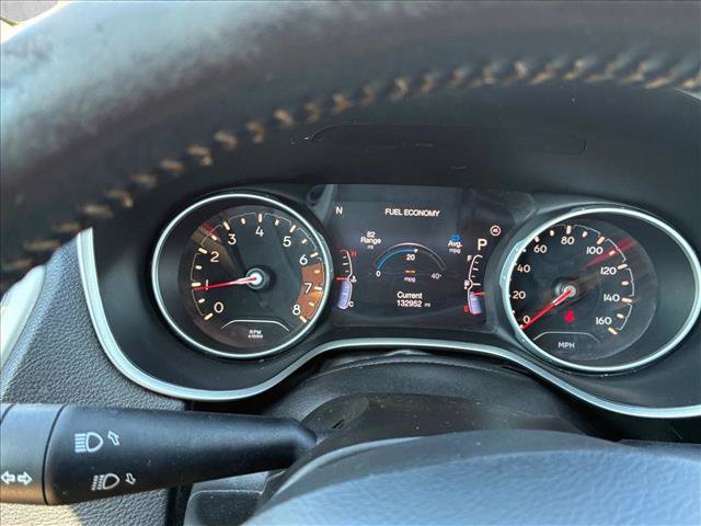 Used 2018 Jeep Compass Latitude w/ Popular Equipment Group FWD image 11