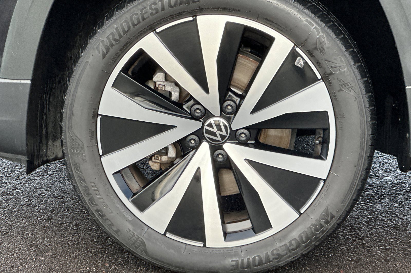 Used 2022 Volkswagen Taos SE image 31