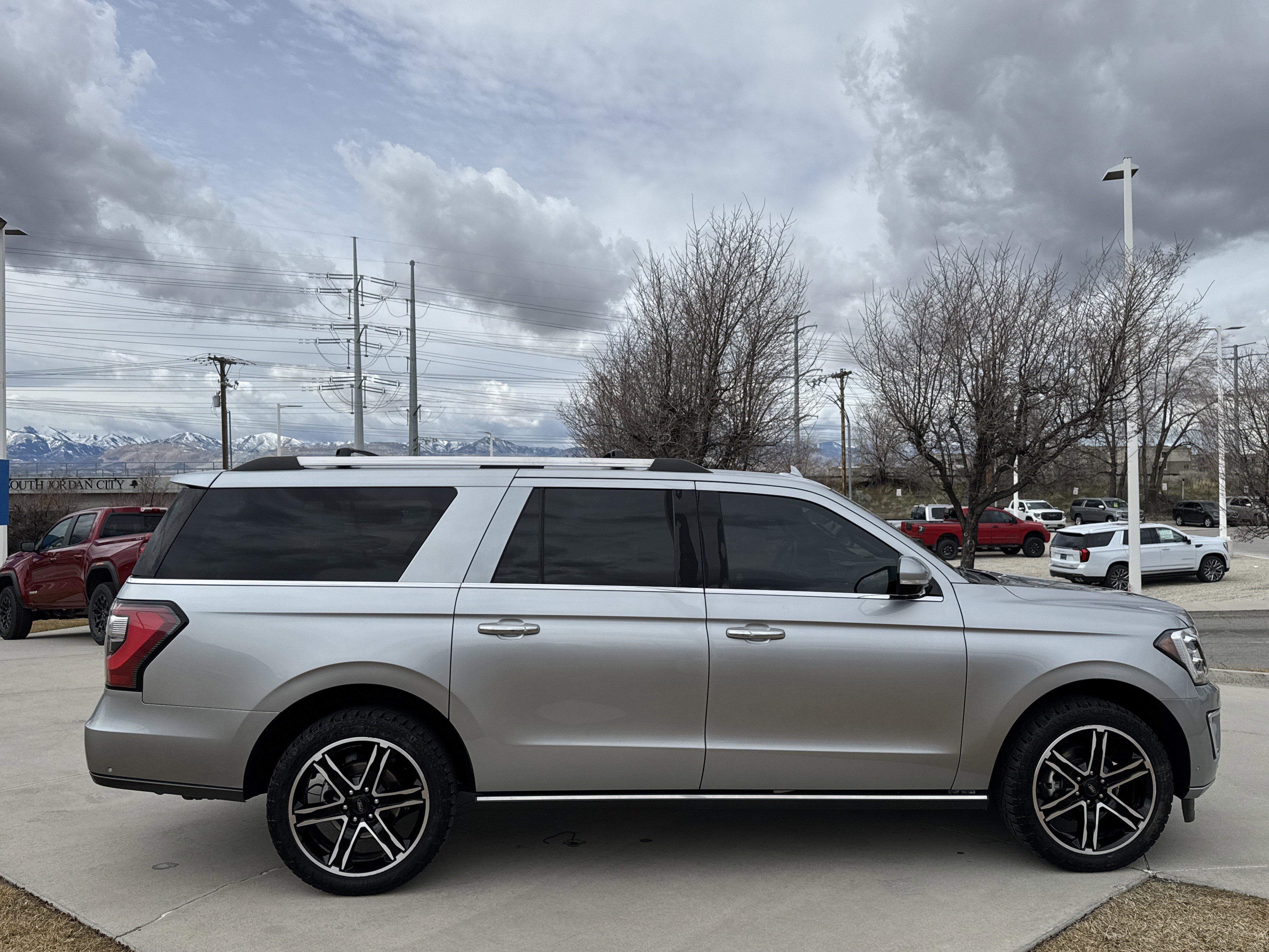 Used 2021 Ford Expedition Max Limited image 6