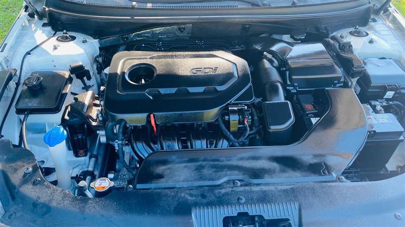 Used 2015 Hyundai Sonata SE image 36