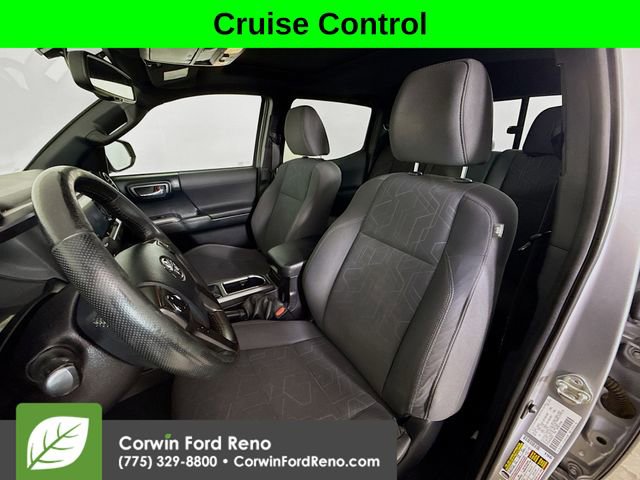 Used 2016 Toyota Tacoma TRD Sport image 22