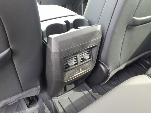 Used 2025 Chevrolet Colorado ZR2 w/ Technology Package image 7