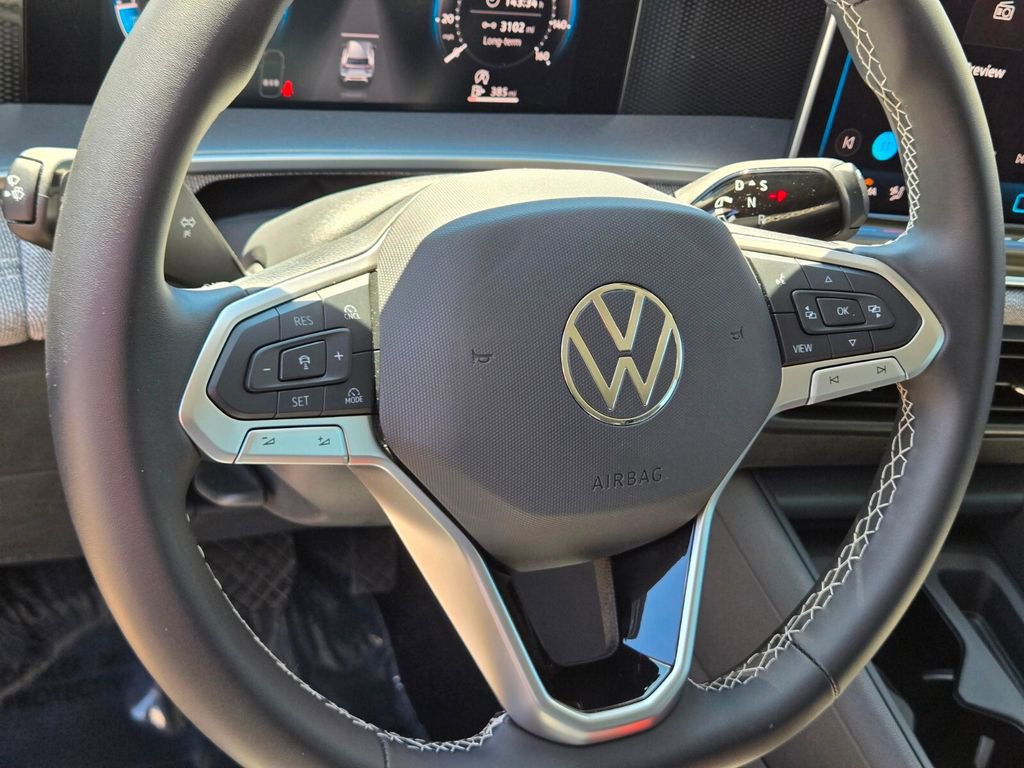 Certified 2025 Volkswagen Tiguan S FWD image 16