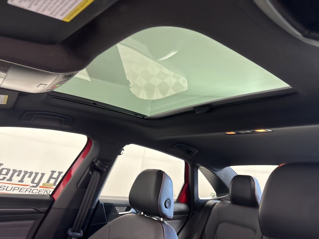 Used 2025 Volkswagen Jetta GLI Autobahn image 9