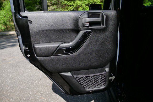 Used 2015 Jeep Wrangler Unlimited Sahara image 22