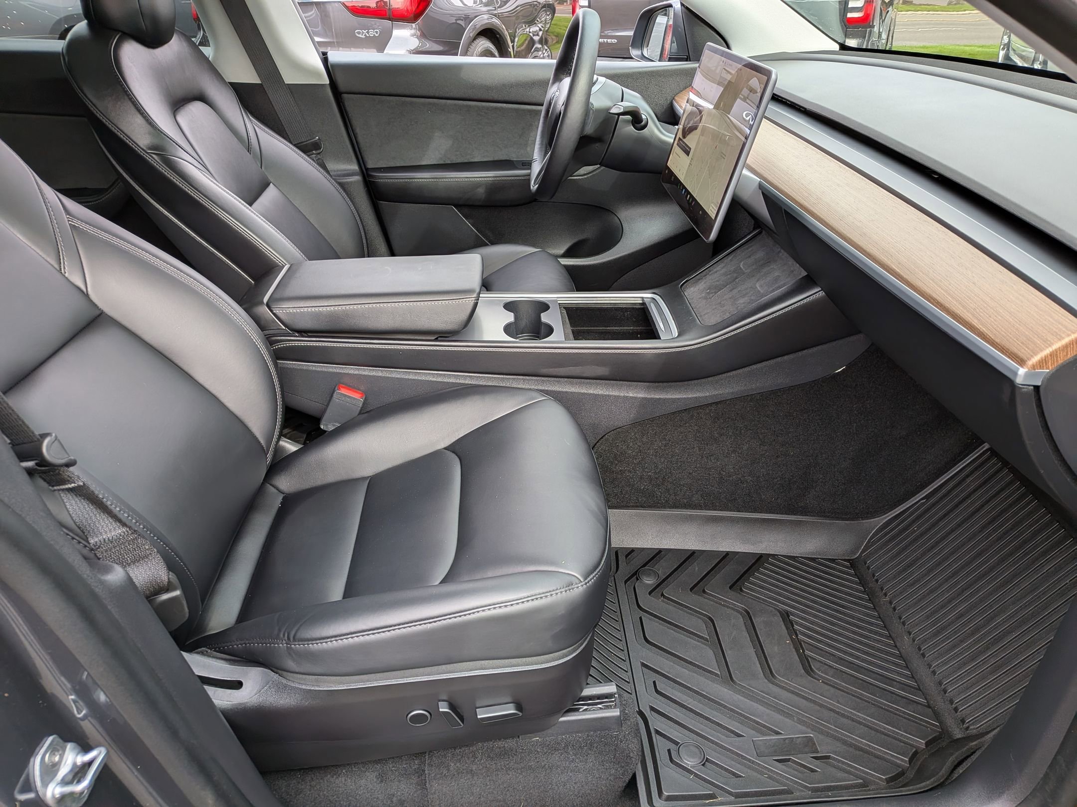 Used 2021 Tesla Model Y Long Range image 27