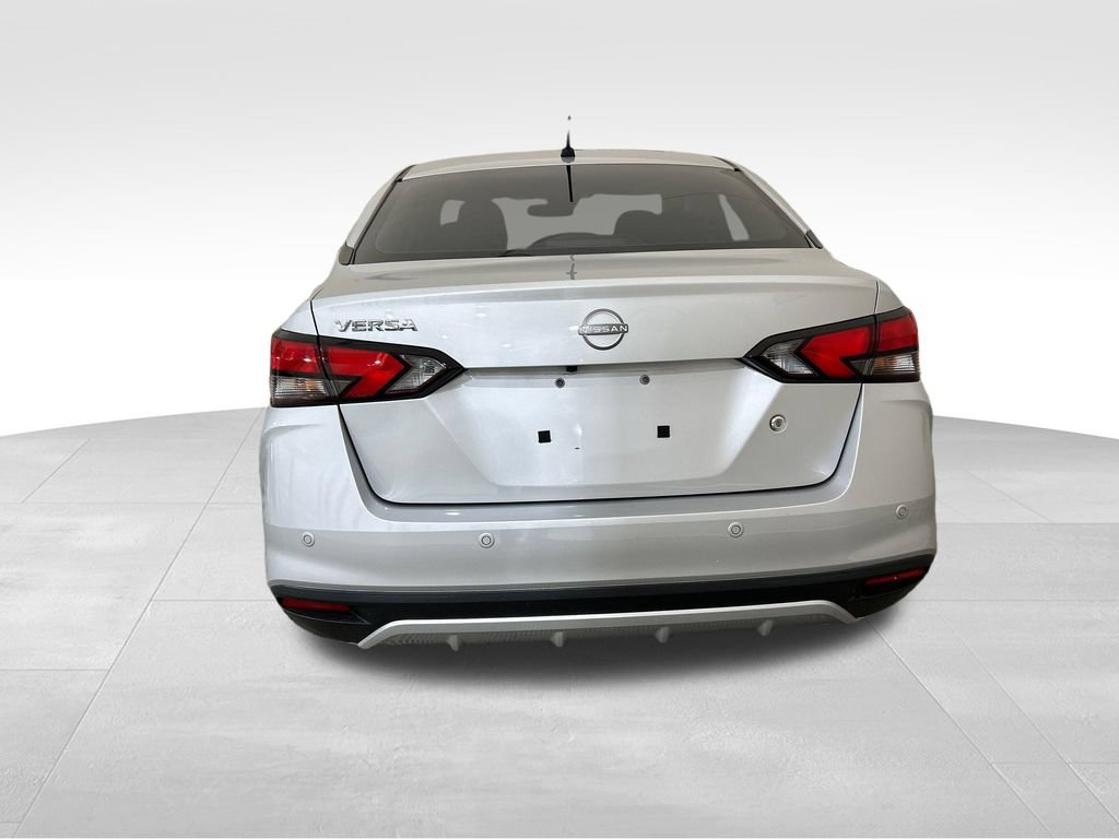 Used 2024 Nissan Versa S w/ Trunk Package FWD image 4