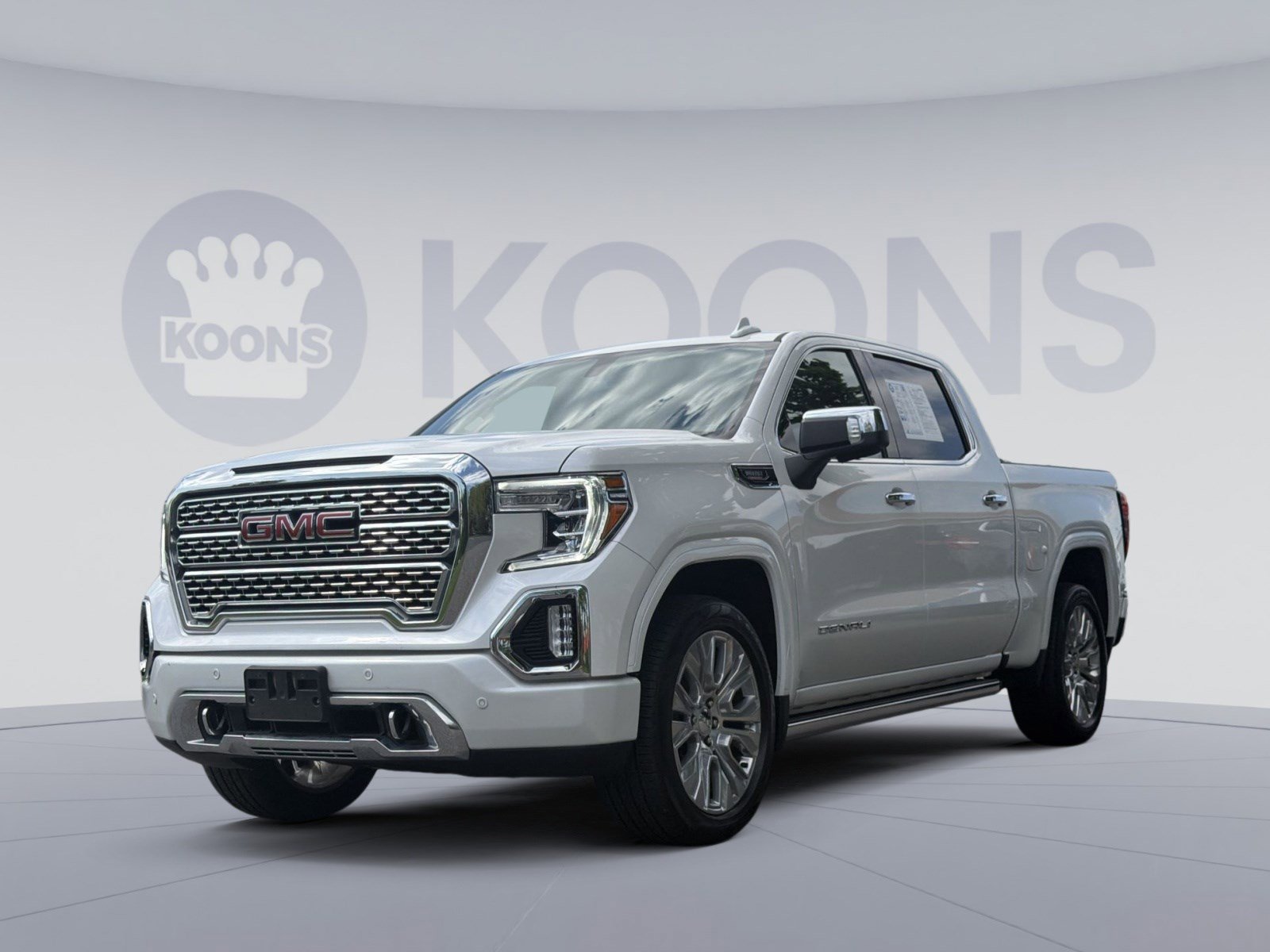 Used 2022 GMC Sierra 1500 Denali w/ Denali Premium Package image 1