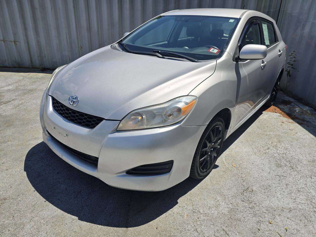 Used 2010 Toyota Matrix FWD image 4