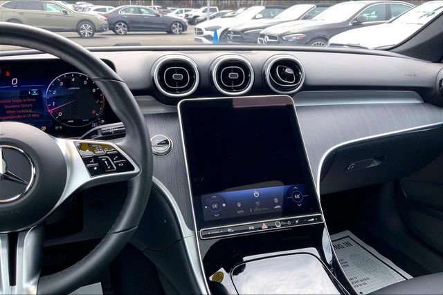 Used 2025 Mercedes-Benz C 300 4MATIC Sedan image 5